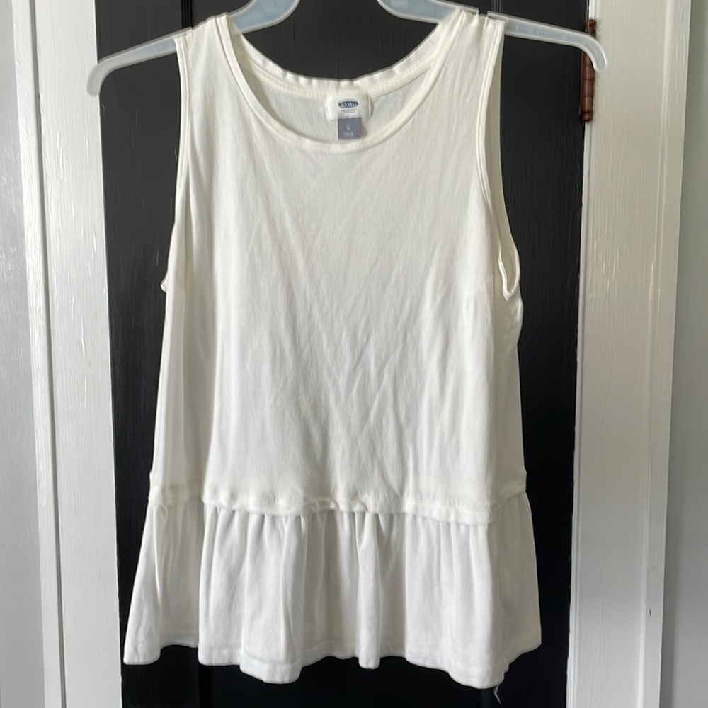 Old navy white peplum top